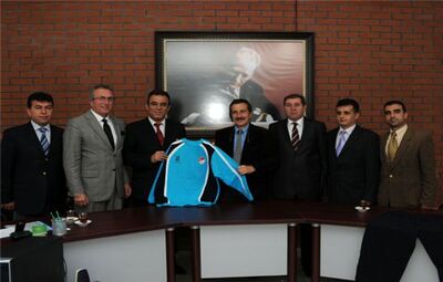 TEPEBAŞI BELEDİYESİ SPORUN VE SPORCUNUN YANINDA OLMAYA DEVAM EDİYOR