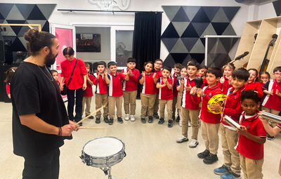 ÖĞRENCİLER ENSTRÜMANLARI TANIYOR