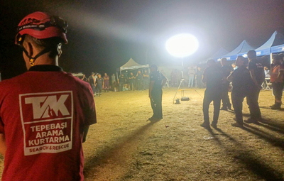 BAŞKAN ATAÇ: "ORMAN ŞEHİTLERİMİZİN GÖSTERDİĞİ KAHRAMANLIK VE FEDAKARLIK ASLA UNUTULMAYACAKTIR"