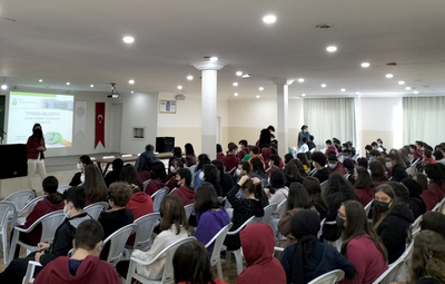 ÖĞRENCİLERE ATIK YÖNETİMİ VE ÇEVRE EĞİTİMİ