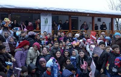 ESENTEPELİ ÇOCUKLARA YENİ YIL HEDİYESİ