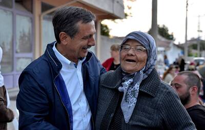 İFTAR SOFRALARI MAHMUDİYE VE HAN'DA KURULDU