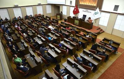 "BİR MİLLET ZENGİNLİĞİYLE DEĞİL, AHLAK DEĞERLERİYLE ÖLÇÜLÜR"