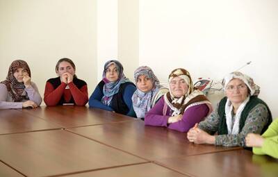 VATANDAŞLAR KANSER KONUSUNDA BİLGİLENDİRİLİYOR