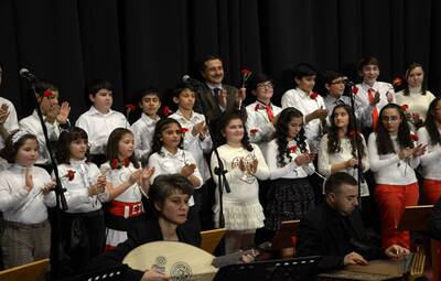 ÇOCUKLARDAN MUHTEŞEM KONSER