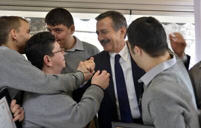 BAŞKAN ATAÇ'IN ENGELLİLER HAFTASI MESAJI