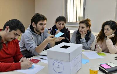 5 SENEDİR GENCİZ