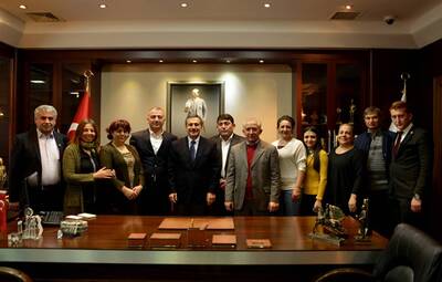 CHP TEPEBAŞI, BAŞKAN ATAÇ'I ZİYARET ETTİ
