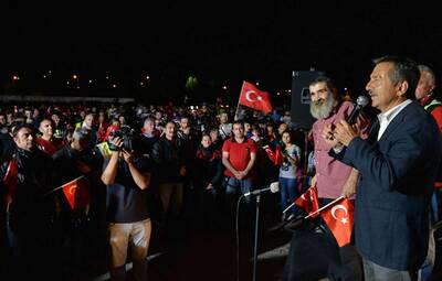 TEPEBAŞI'NDAN ZAFER KONVOYU