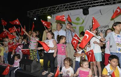 MUAMMER ULUDEMİR DENEYİMLİ KAFE HİZMETE AÇILDI