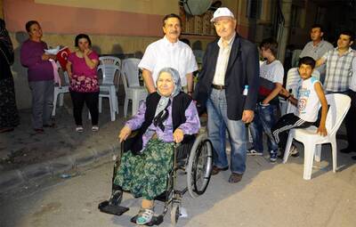 NECMİYE TEYZE ENGELLERİ TEPEBAŞI İLE AŞTI