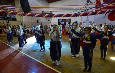 DÜNYA ÇOCUKLARI DANS FESTİVALİNDE BULUŞTU