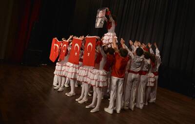 ÇOCUKLAR BAYRAMI TEPEBAŞI'NDA KUTLADI