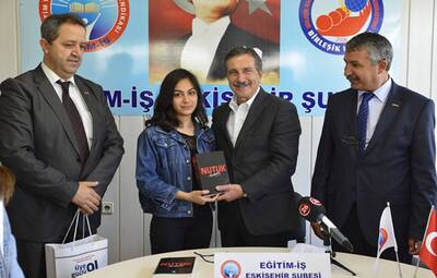 ATATÜRK'E ÖZLEM DOLU SATIRLAR