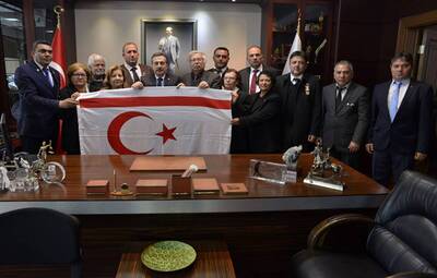 KKTC ŞEHİT AİLELERİNDEN ATAÇ'A ZİYARET   
