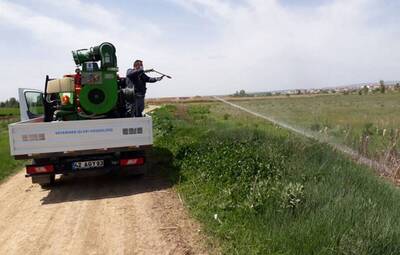 TEPEBAŞI'NDA İLAÇLAMA ÇALIŞMALARI ARALIKSIZ SÜRÜYOR