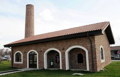 ÖZER'İN ADI KARİKATÜR EVİ İLE YAŞATILACAK