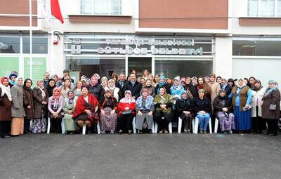 BAŞKAN ATAÇ SÜTLÜCE'DE KADINLARLA BİR ARAYA GELDİ