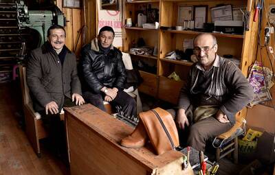 BAŞKAN ATAÇ, SİVRİHİSAR CADDESİ ESNAFINI ZİYARET ETTİ