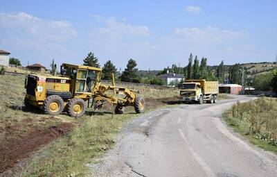 MUSAÖZÜ'NDE YOL BAKIM ÇALIŞMASI