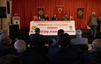ESKİŞEHİR'DE FUTBOL SİZİN SAYENİZDE VAR