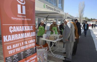 ÇANAKKALE KAHRAMANLARI ANILDI
