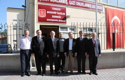 BAŞKAN ATAÇ GAZİLER DERNEĞİNİ ZİYARET ETTİ