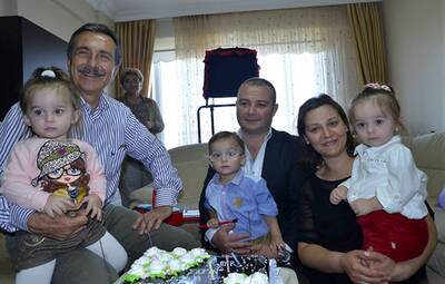BAŞKAN ATAÇ'DAN ÜÇÜZLERE DOĞUM GÜNÜ SÜRPRİZİ
