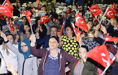 HALK KONSERİ COŞKUSU BU KEZ ŞEKER MAHALLESİ'NDE YAŞANDI