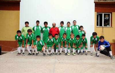 ESENTEPELİ ÇOCUKLAR İÇİN FUTBOL OKULU