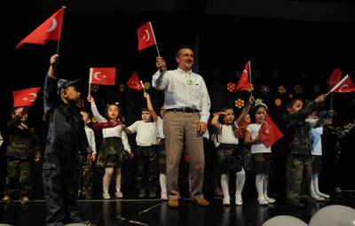ÇOCUK SANAT MERKEZİ'NDE CUMHURİYET COŞKUSU