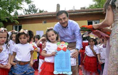 ESENTEPE'DE MİNİKLERİN MEZUNİYET HEYECANI