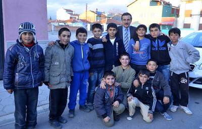 İNSANA DEĞER VERİYOR, ESKİŞEHİR İÇİN ÇALIŞIYORUZ