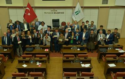 TEPEBAŞI ESES İÇİN TEK YÜREK