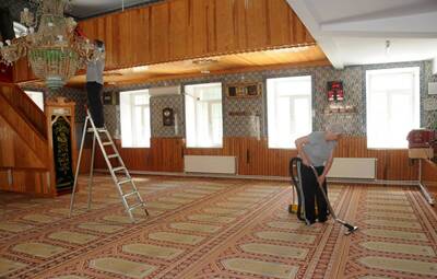 TEPEBAŞININ CAMİLERİ RAMAZANA HAZIRLANIYOR