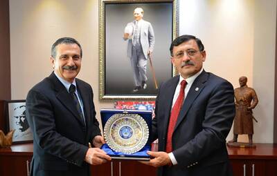 BAŞKAN ATAÇ; ALIN TERİMİZİN RENGİ AYNI