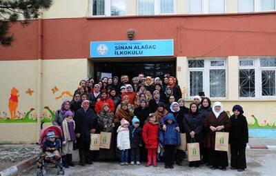ATAÇ,SİNAN ALAĞAÇ İLKOKULU'NU ZİYARET ETTİ
