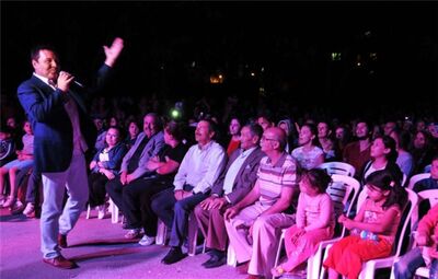ŞEKER MAHALLESİ KÖRLERİN ŞARKILARIYLA COŞTU