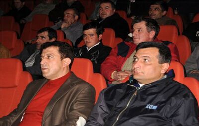 BELEDİYE İŞÇİLERİNİN SİNEMA KEYFİ