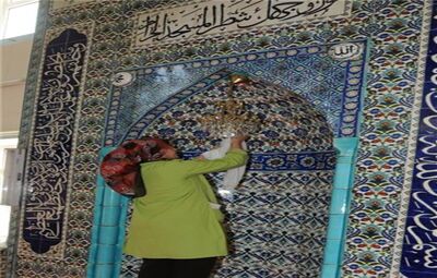 TEPEBAŞI BELEDİYESİ CAMİLERİ TEMİZLİYOR
