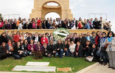 TEPEBAŞI 400 KADIN KURSİYERİ ÇANAKKALE'YE GÖTÜRDÜ