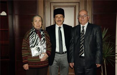 KIRIM MİLLİ MÜCADLESİNİN SEMBOL İSİMLERİ BAŞKAN ATAÇ’I ZİYARET ETTİ