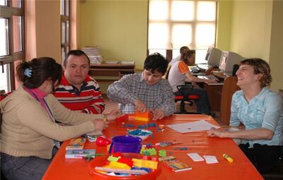 ZİHİNSEL ENGELLİ GENÇLER EL EMEĞİ SERGİSİ AÇIYOR