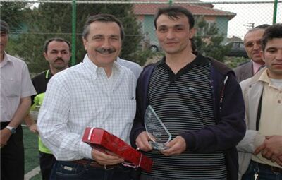 ATAÇ’TAN SPORCULARA TAM DESTEK