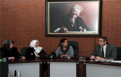 ENGELLİLER İLETİŞİM MERKEZİ ENGELLİ AİLELERİYLE TOPLANTI DÜZENLEDİ