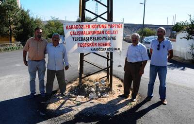KÖYLÜLERDEN TEPEBAŞI'NA PANKARTLI TEŞEKKÜR