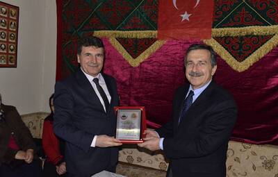 ATAÇ YÖRÜKLERLE BİR ARAYA GELDİ