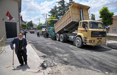 864 SOKAKTA 310 BİN TON ASFALT