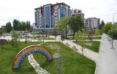 TEPEBAŞI YAZ AYLARINDA BİR BAŞKA GÜZEL
