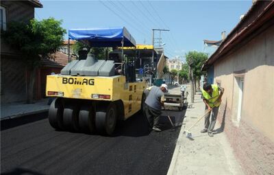 TEPEBAŞI’NDA ASFALT SEFERBERLİĞİ